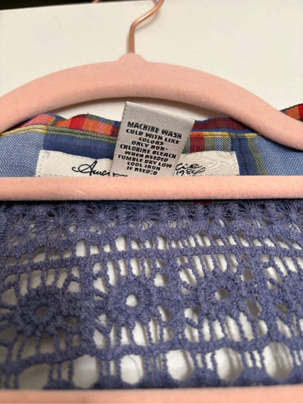 American Rag plaid lightweight blouse. - Picture 6 of 9